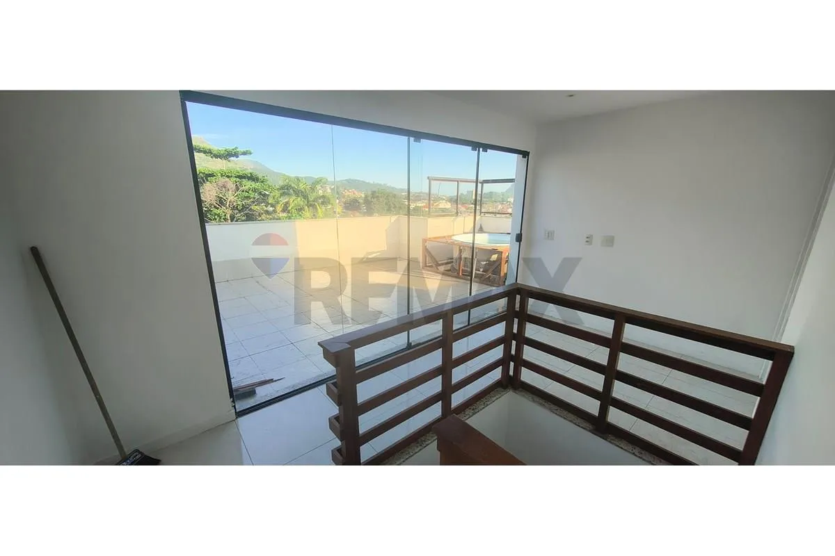 Penthouse with 3 bedrooms and a private pool on the terrace — photo 17