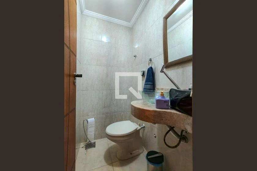 Furnished house with 3 bedrooms, 180 m² and 1 parking spot — photo 42