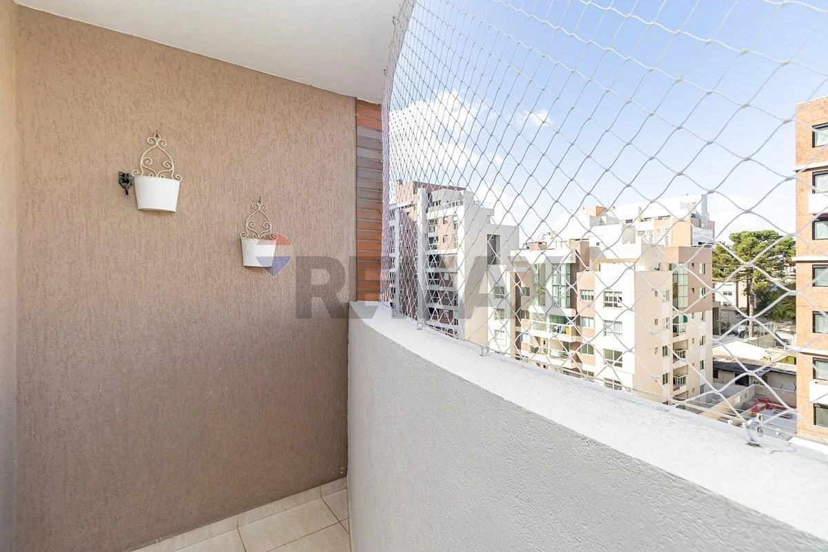 Furnished apartment, 63 m², with wood or laminate floors — photo 22