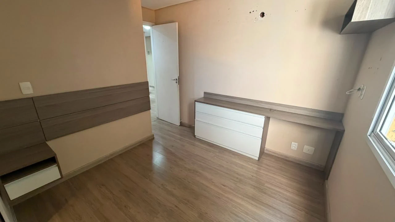 64 m² apartment with a walk-in closet and a private pool — photo 9
