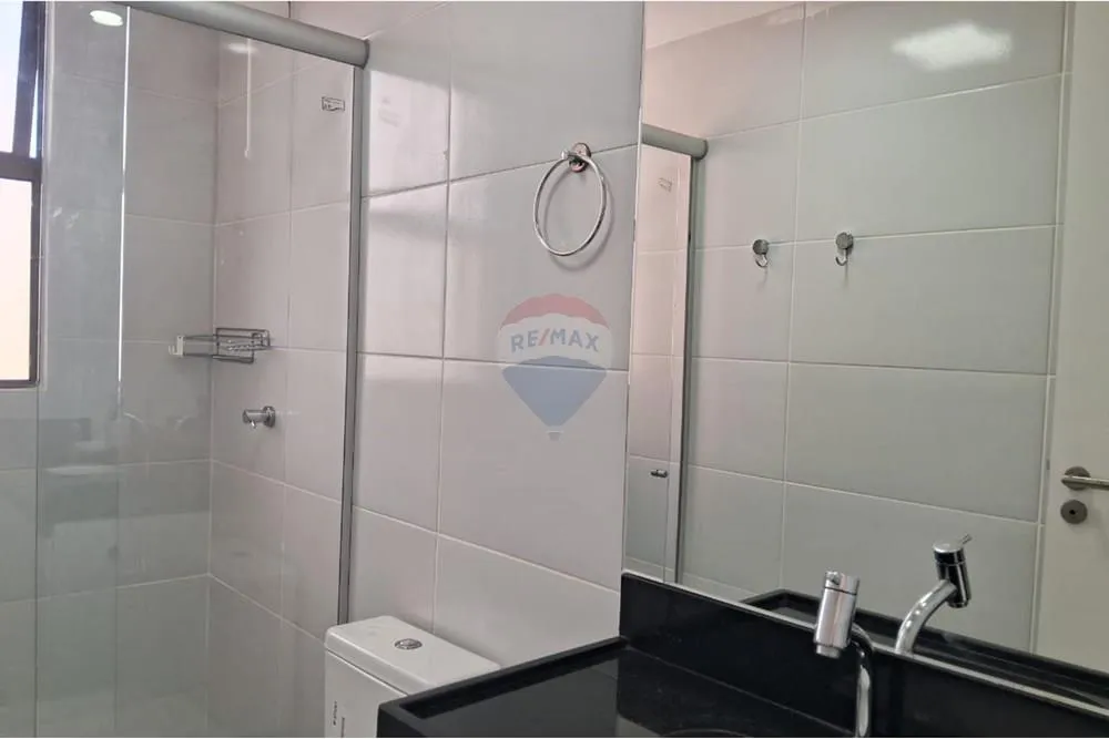 2-bedroom apartment in a building with a coworking space — photo 16