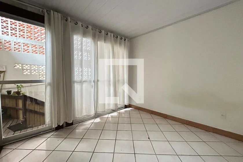 Rental house with 3 bedrooms and a private garden