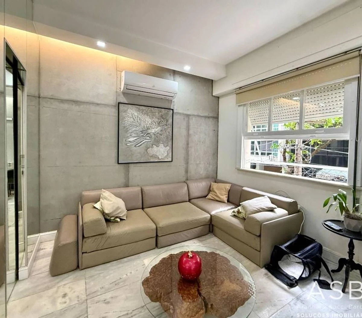 Furnished apartment with 2 en-suite bedrooms — photo 12