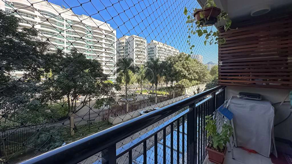 Furnished 2-bedroom apartment with en-suite and parking — photo 10