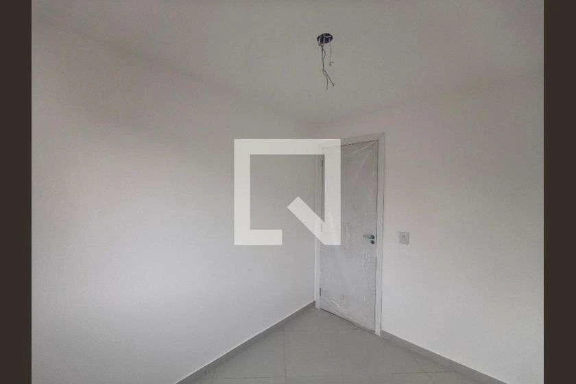 Apartamento de 2 dormitorios con cocina separada y balcón — photo 23