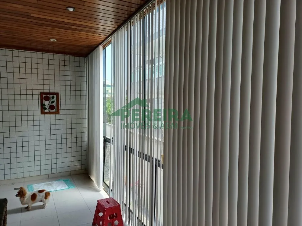 Glass-enclosed balcony in a 3-bedroom apartment, 103 m² — photo 31