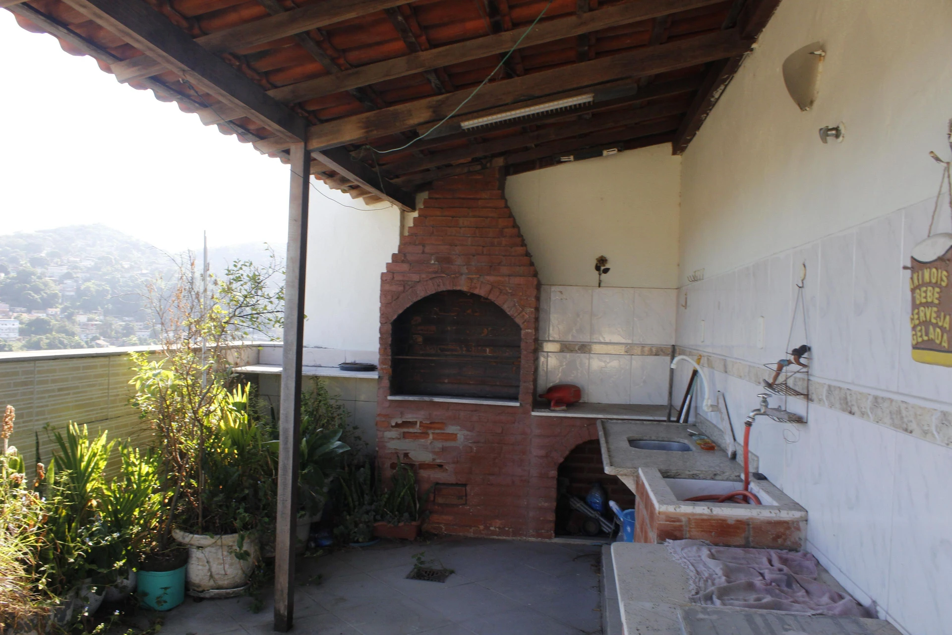 Rental apartment with 4 bedrooms and a balcony — photo 6