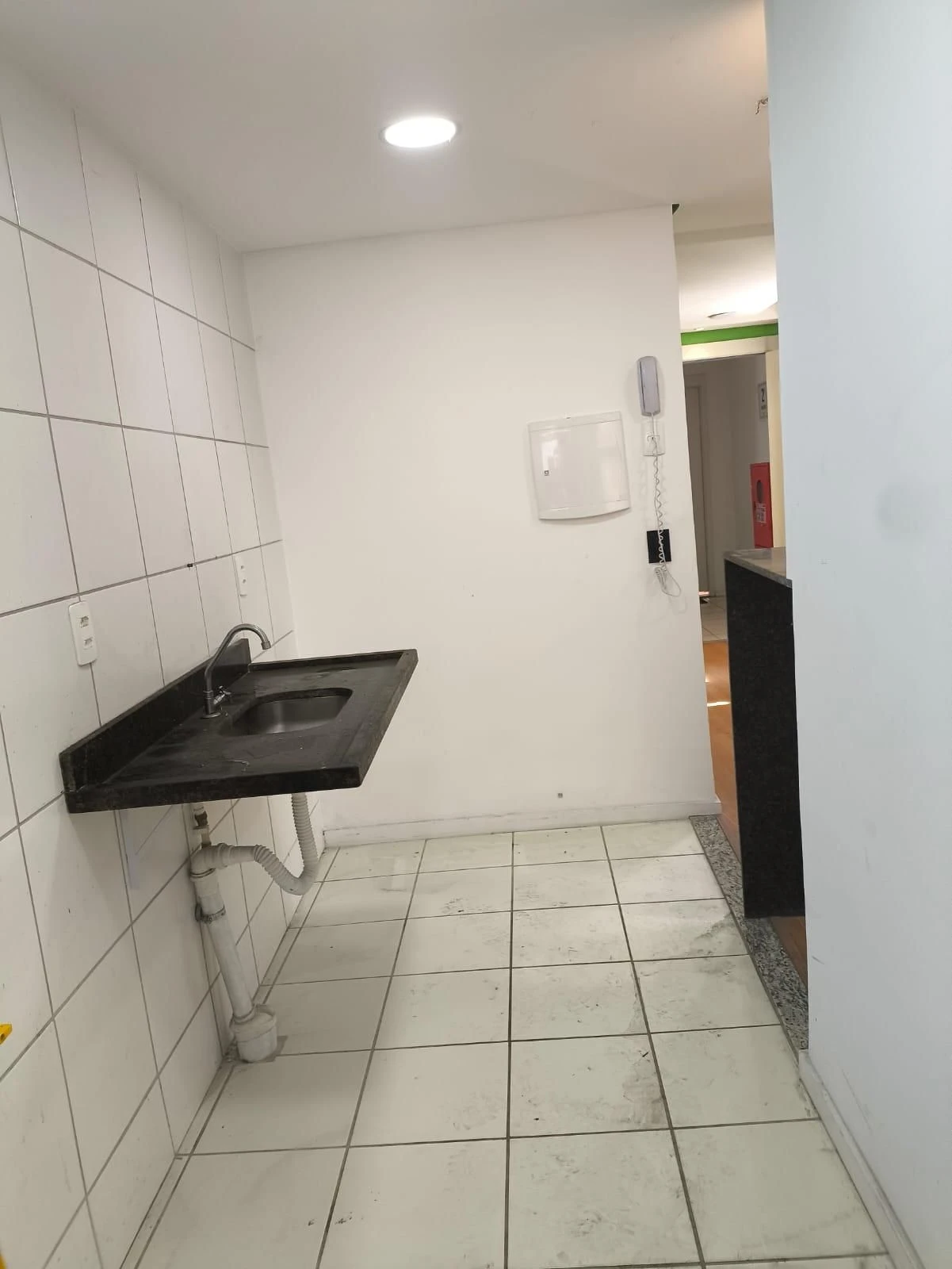 Квартира з 2 спальнями та окремою ванною і pets — photo 22