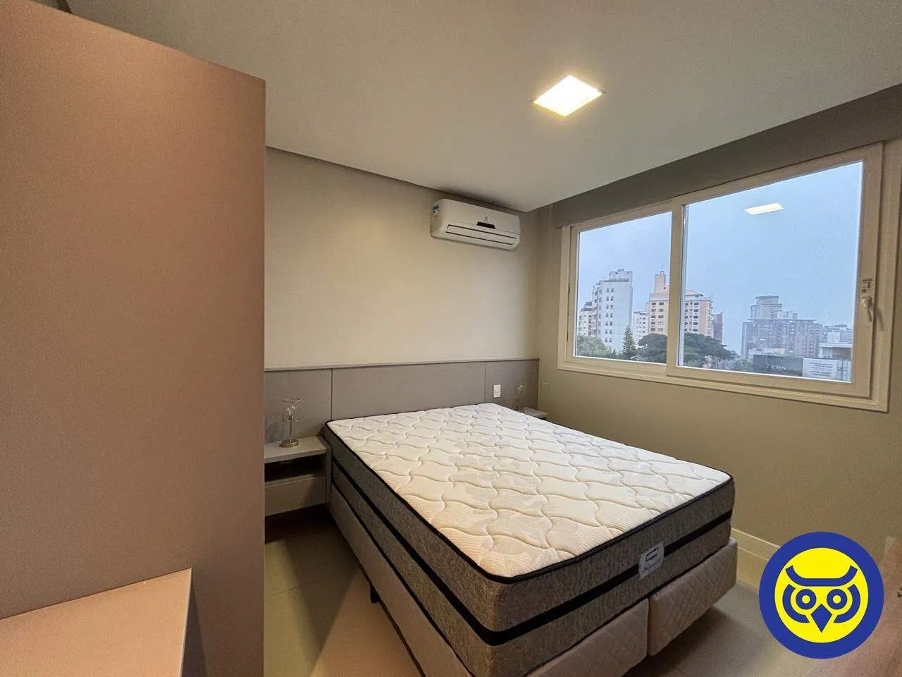 38 m² furnished studio with an open-plan kitchen — photo 11
