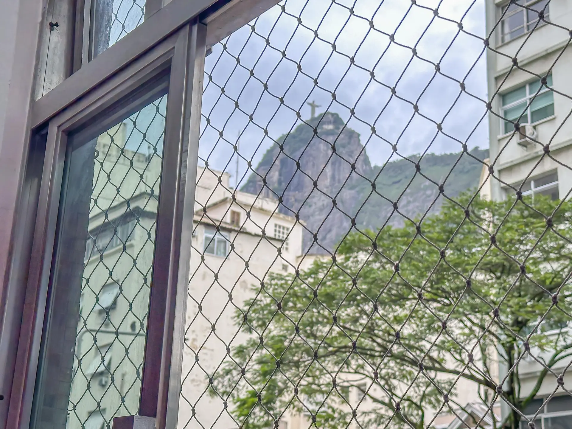 Mountain view in a 2-bedroom apartment, 76 m² — photo 39