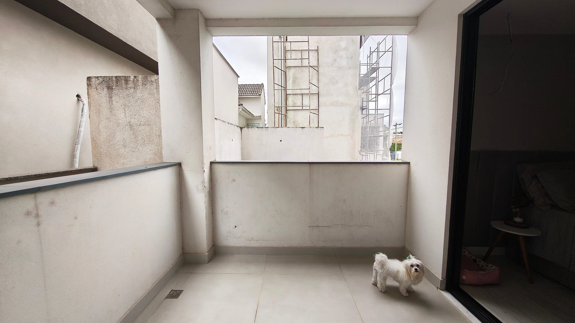 Jacuzzi in a 5-bedroom house, 350 m² — photo 16