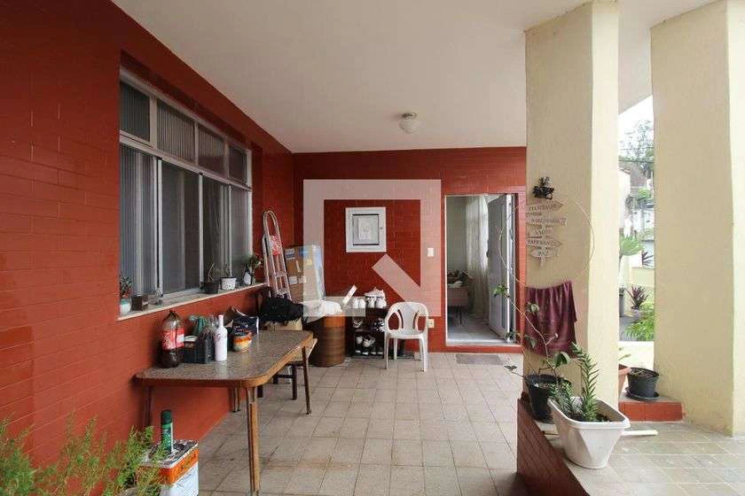 Unfurnished house with 3 bedrooms and private garden — photo 15