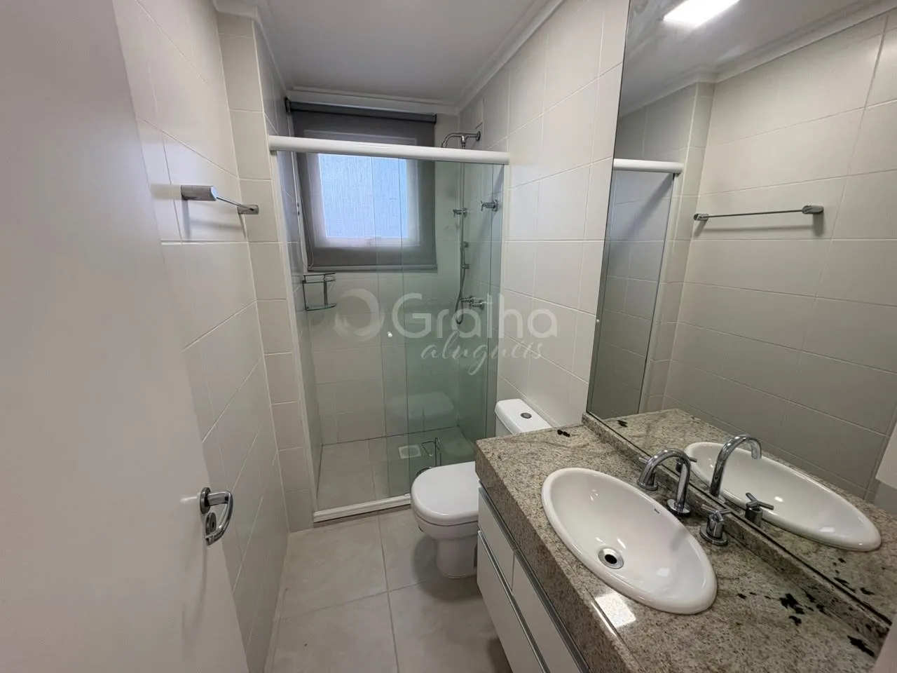 94 m² apartment with a walk-in closet and a dishwasher — photo 35
