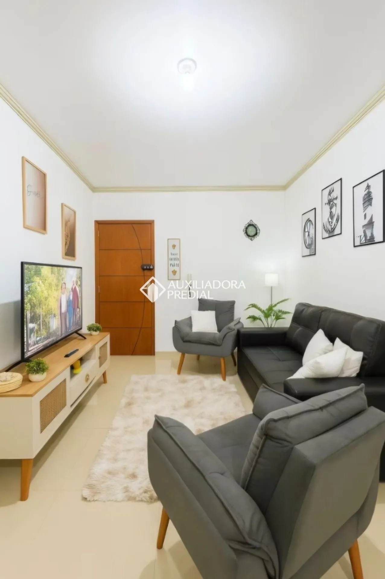 Furnished 2-bedroom apartment with 90 m² and 2 baths — photo 2