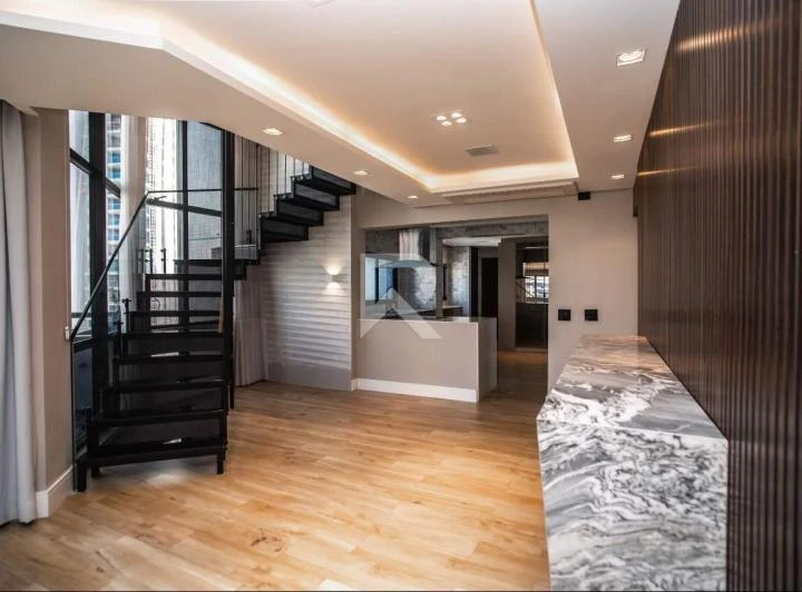 Large apartment with city views and 463 m² — photo 6