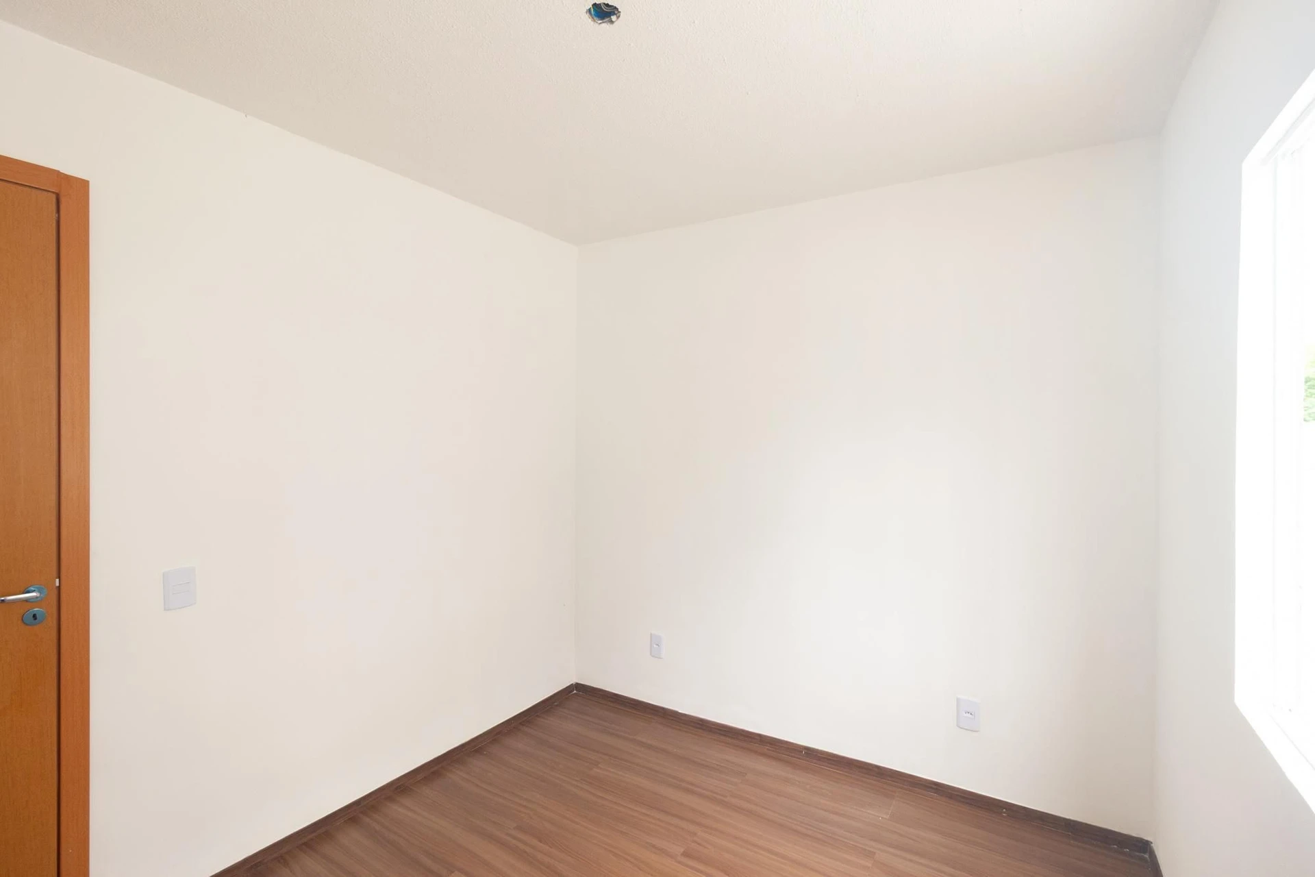 Furnished apartment, 48 m², with a grill on the balcony — photo 11