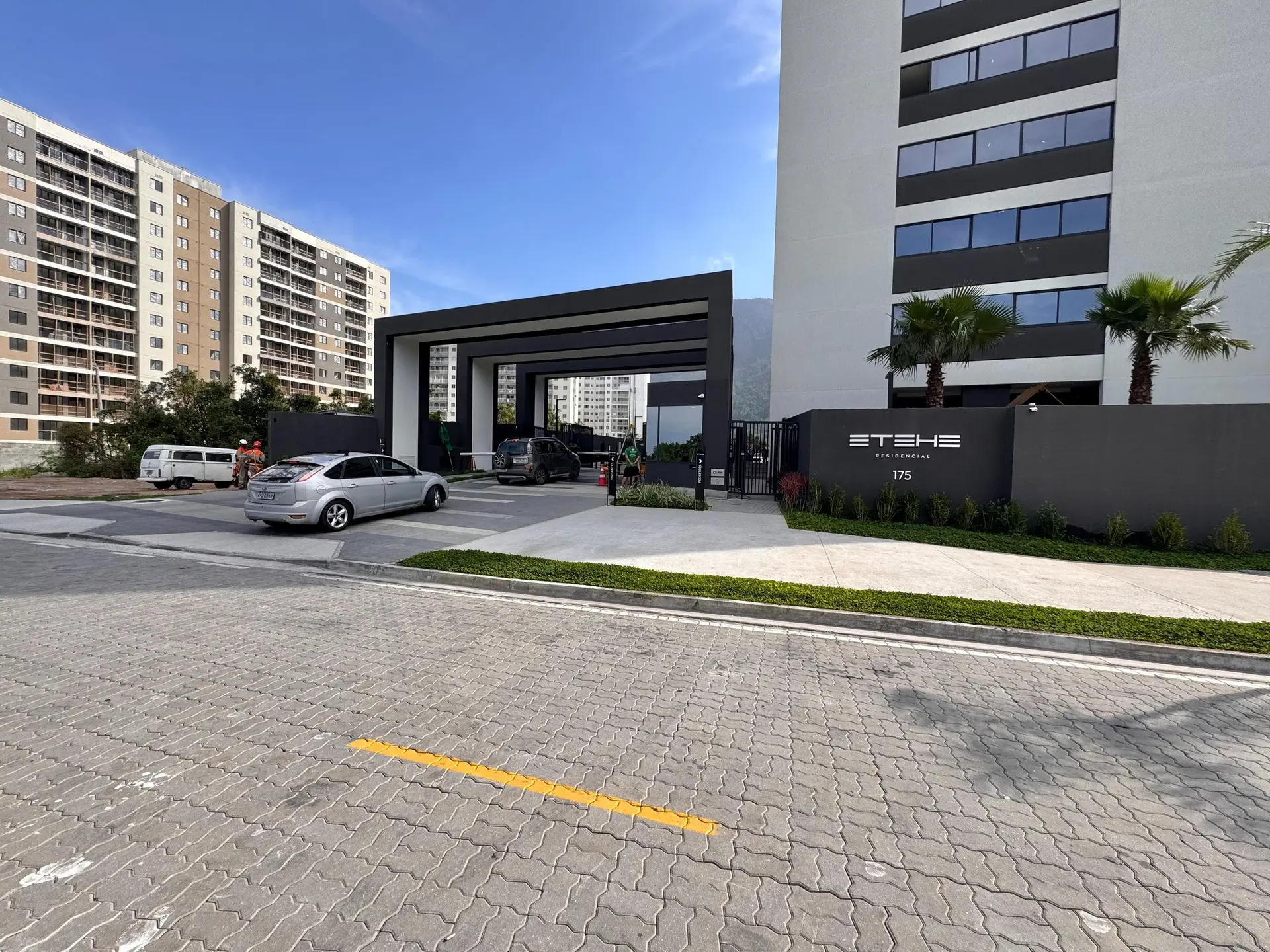 3-bedroom apartment with open-plan kitchen — photo 53