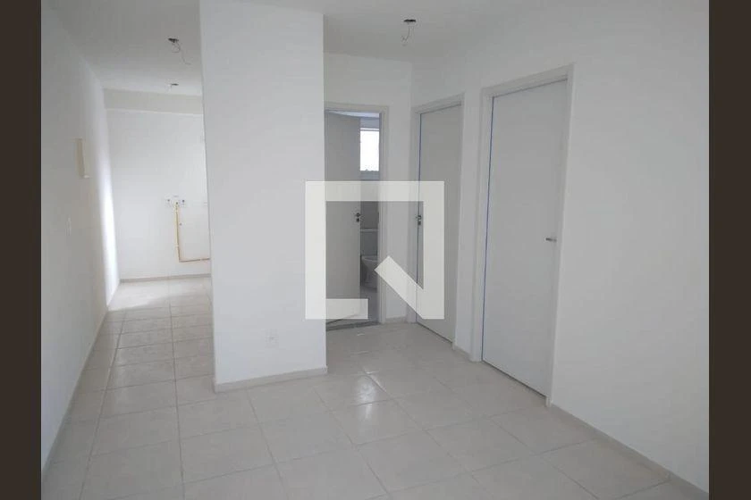 Apartamento de 2 quartos com cozinha fechada e 45 m² — photo 15
