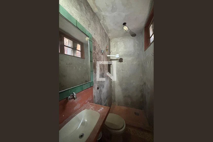 Furnished house with 6 bedrooms and 3 en-suites — photo 42