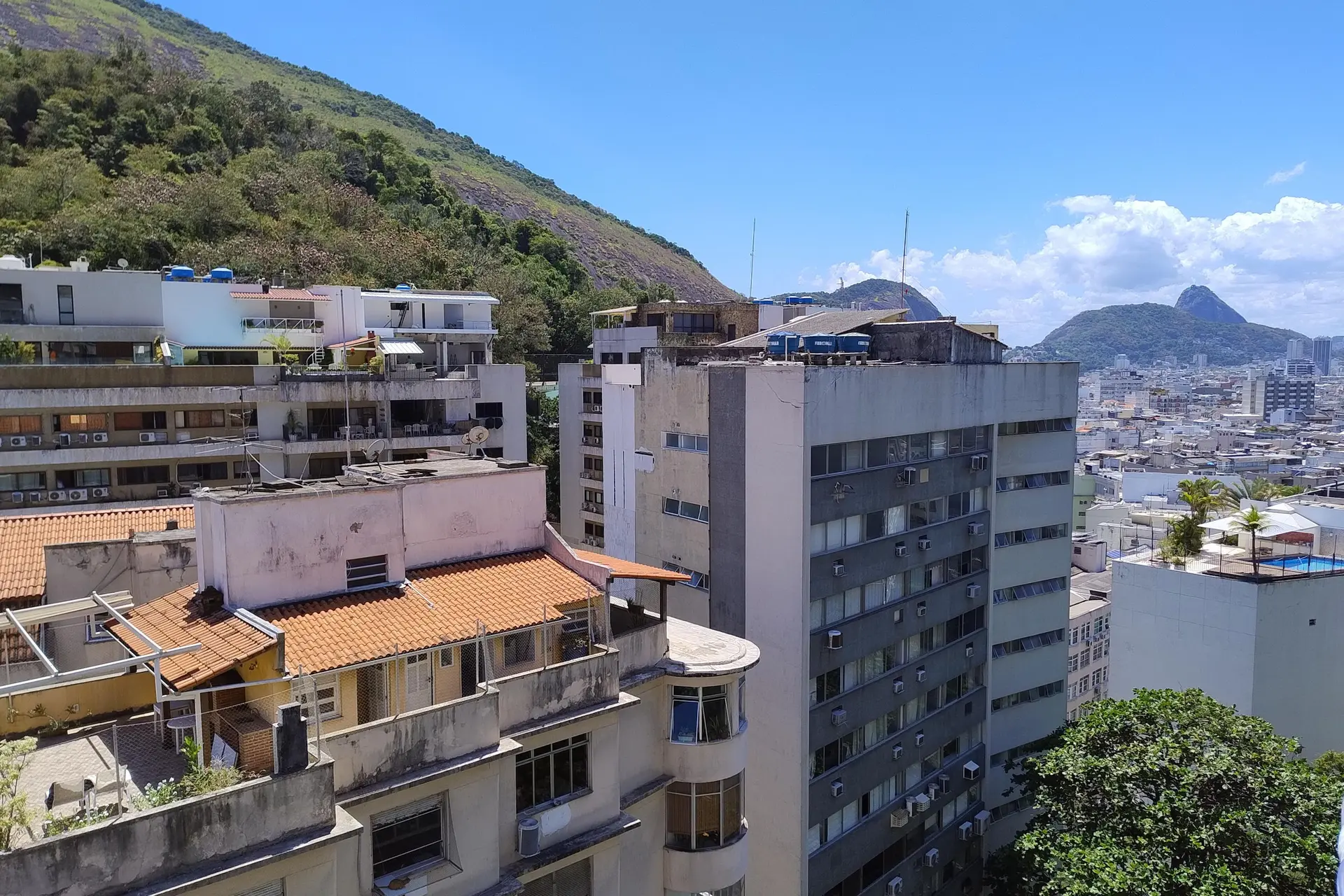 Unfurnished apartment with 3 bedrooms, 3 baths and parking — photo 45