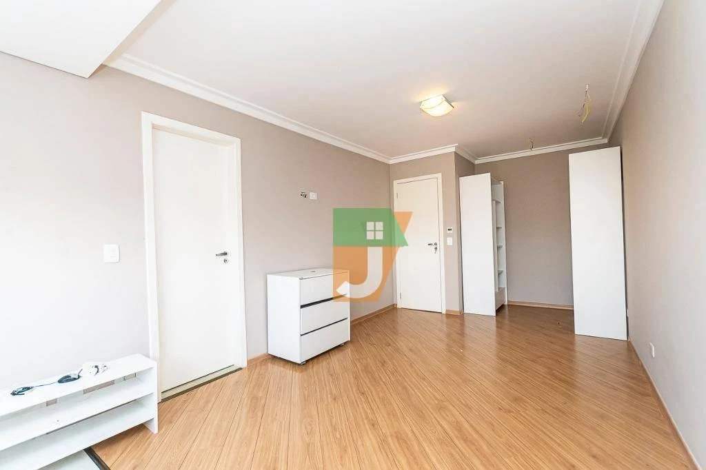 Casa de 4 quartos com banheira, Jardim das Américas — photo 12