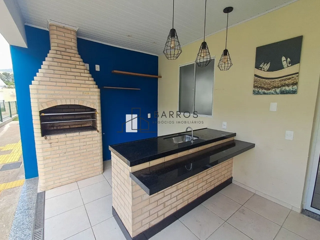 2-bedroom apartment in a building with a coworking space — photo 9