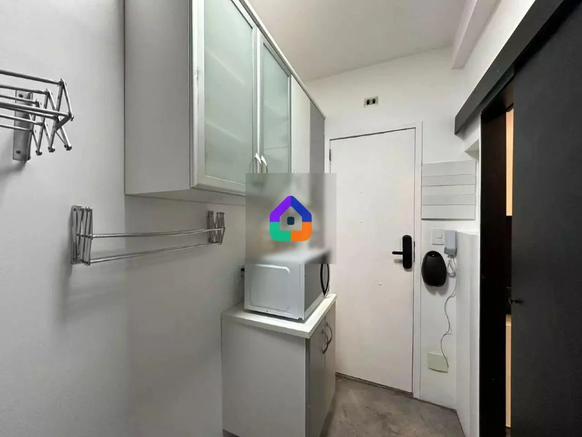 Furnished 80 m² apartment with 2 bedrooms and laundry area — photo 5