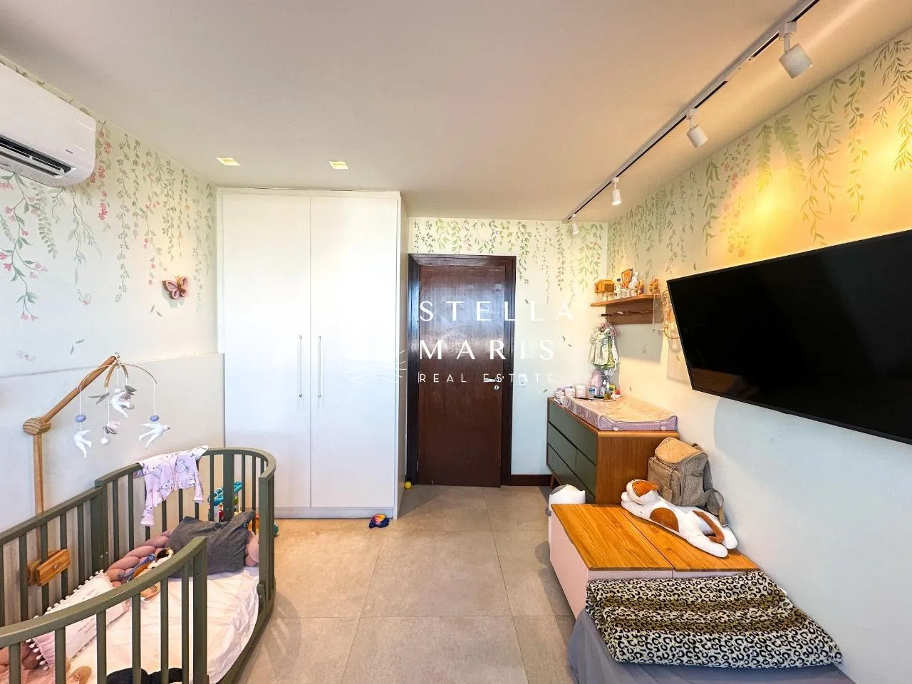 Furnished apartment, 115 m², with a home office — photo 16