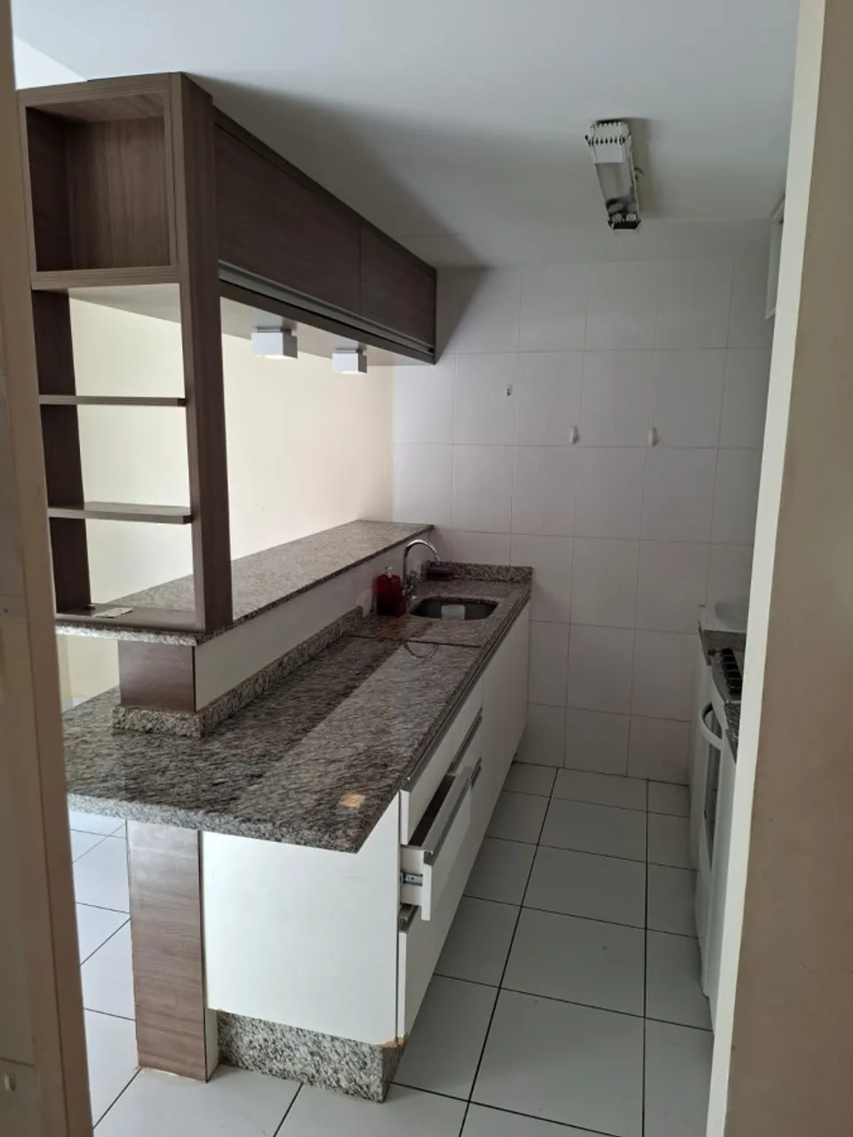 1-bedroom apartment with 1 bathroom and 1 parking spot — photo 15