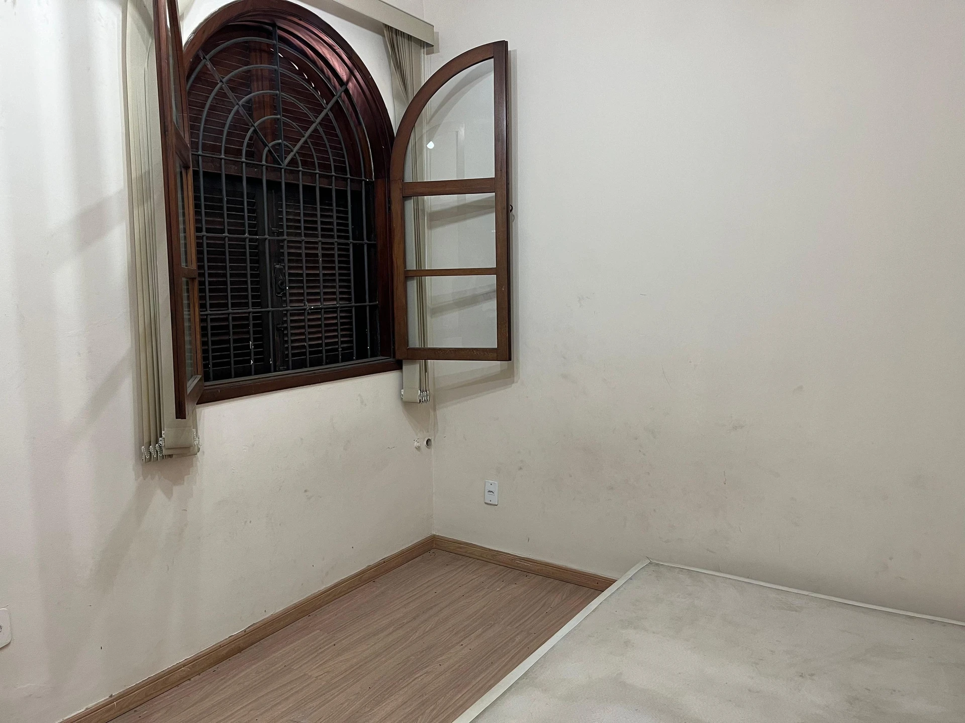 Casa sem mobília com 4 suítes e 7 banheiros — photo 26