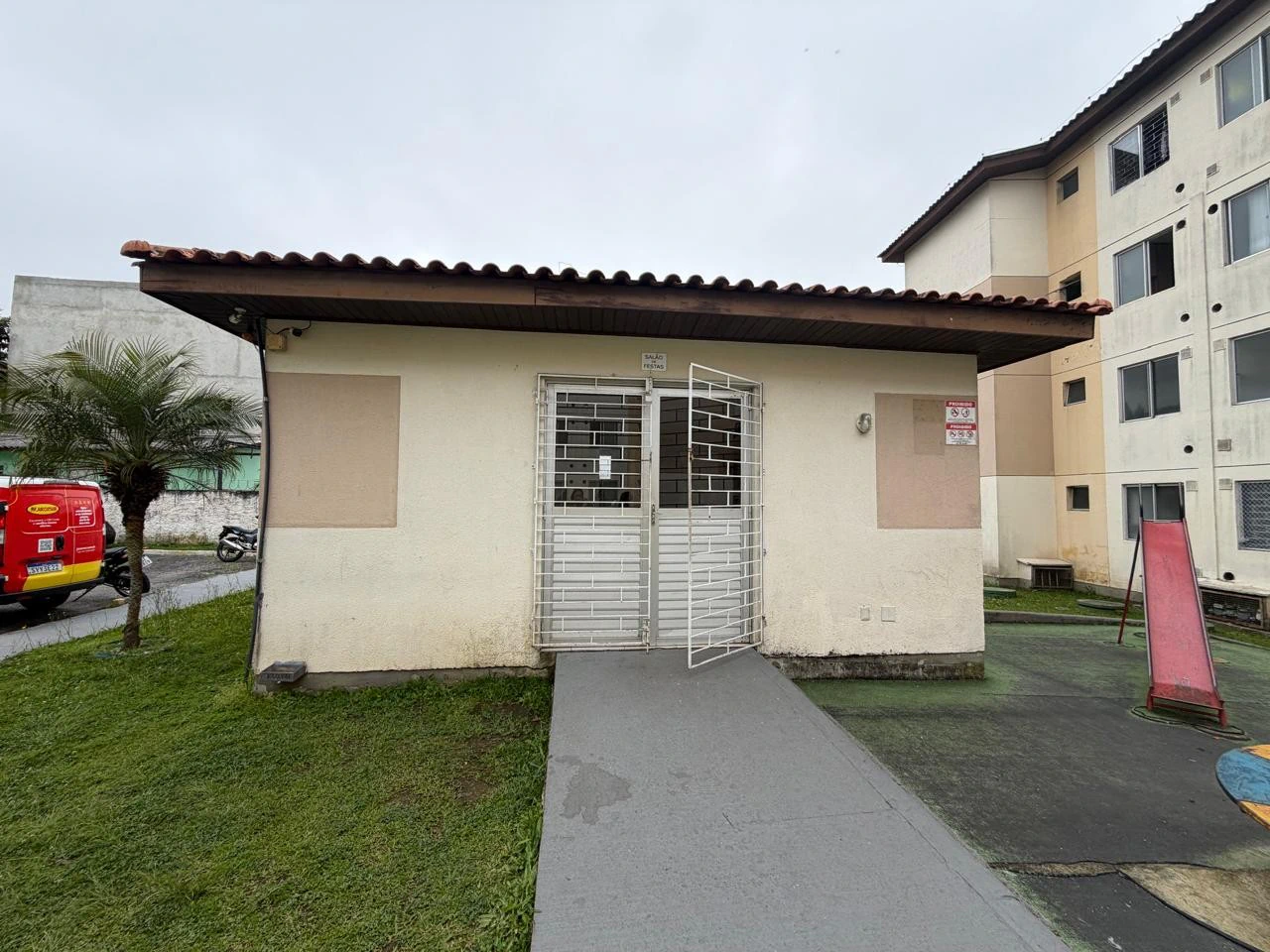 Apartamento com piso de madeira ou laminado, Ganchinho — photo 10