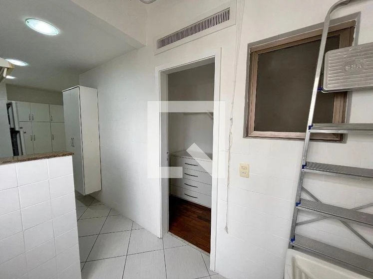Гардеробная и 2 спальни: квартира 90 м² — photo 17
