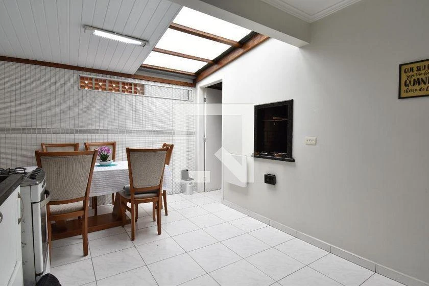 2-bedroom house with a washing machine — photo 5
