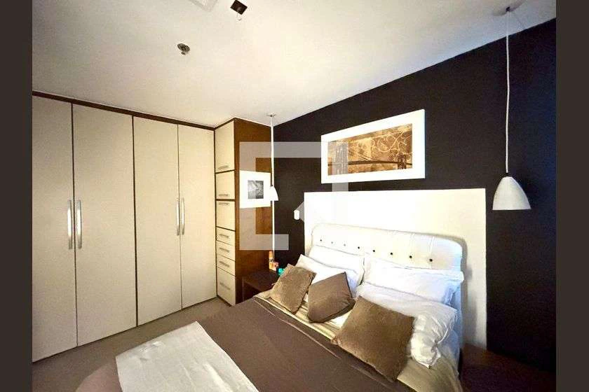 Furnished 1-bedroom apartment with glass balcony 65 m² — photo 4