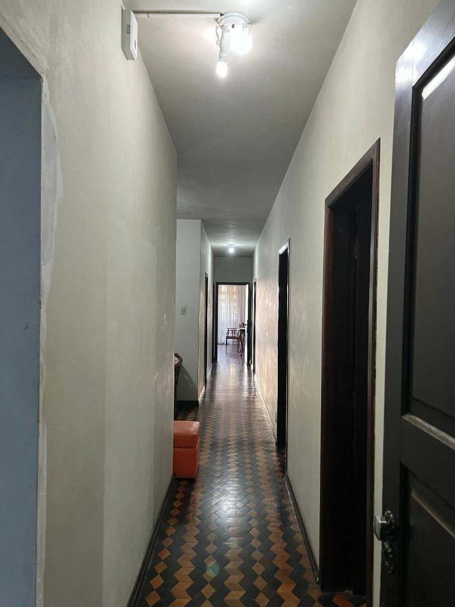 Casa de 240 m² com espaço de home office e máquina de lavar — photo 26