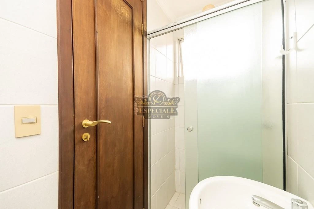 167 m² apartment with a grill on the balcony and a bathtub — photo 49