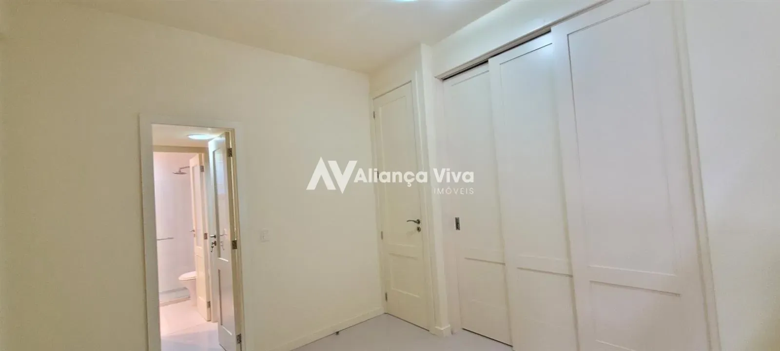 96 m² unfurnished apartment with 2 bedrooms and suite — photo 9