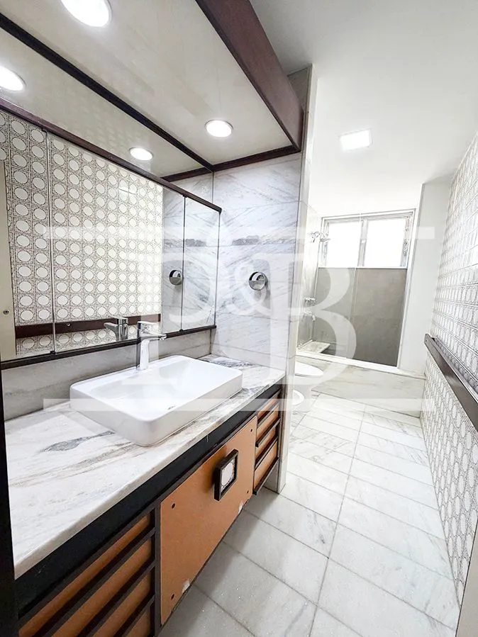 310 m² apartment with floor-to-ceiling windows and a bathtub — photo 24
