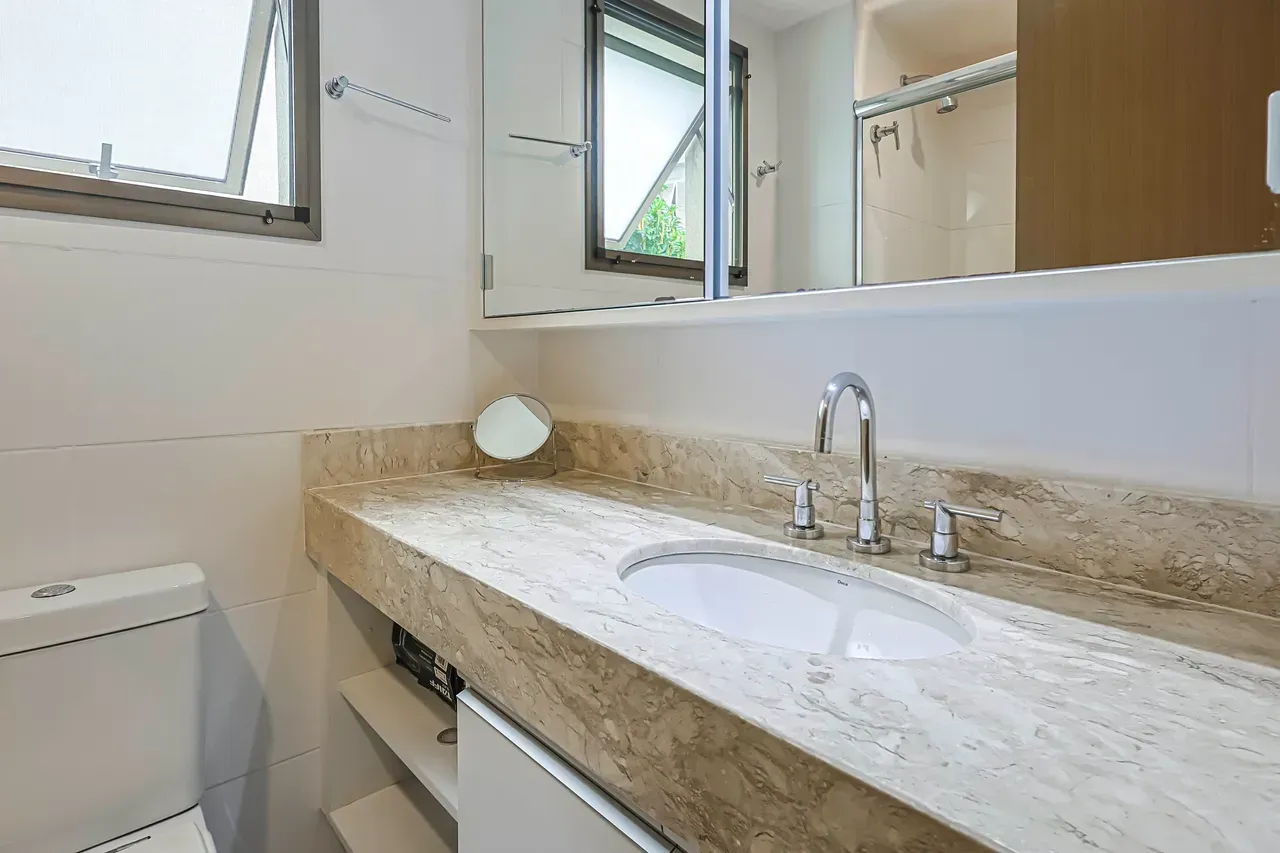 Furnished 150 m² apartment with 4 bedrooms and a gas stove — photo 14