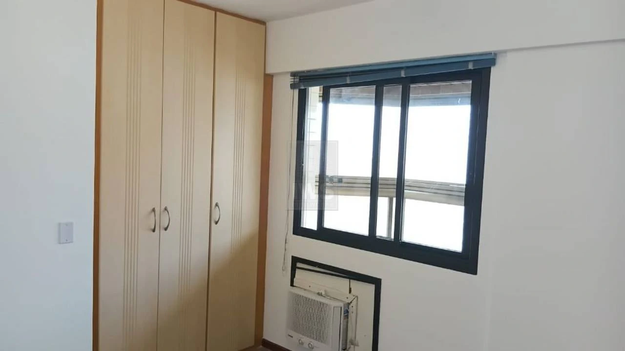 3-bedroom apartment in a building with a sauna — photo 11