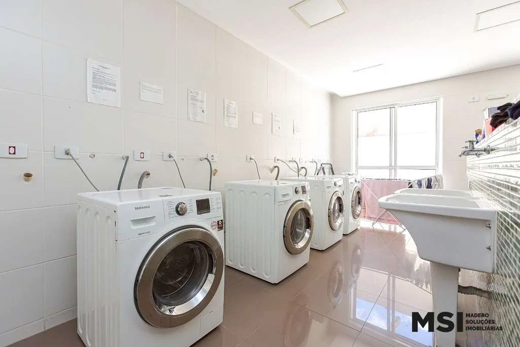 One-bedroom apartment with a washing machine in Curitiba — photo 27