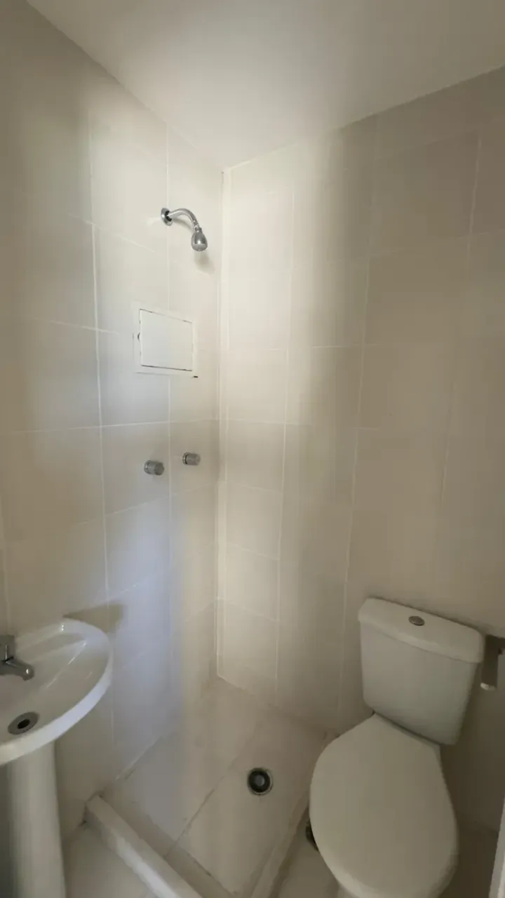 Rental apartment with 3 bedrooms and 4 bathrooms — photo 18