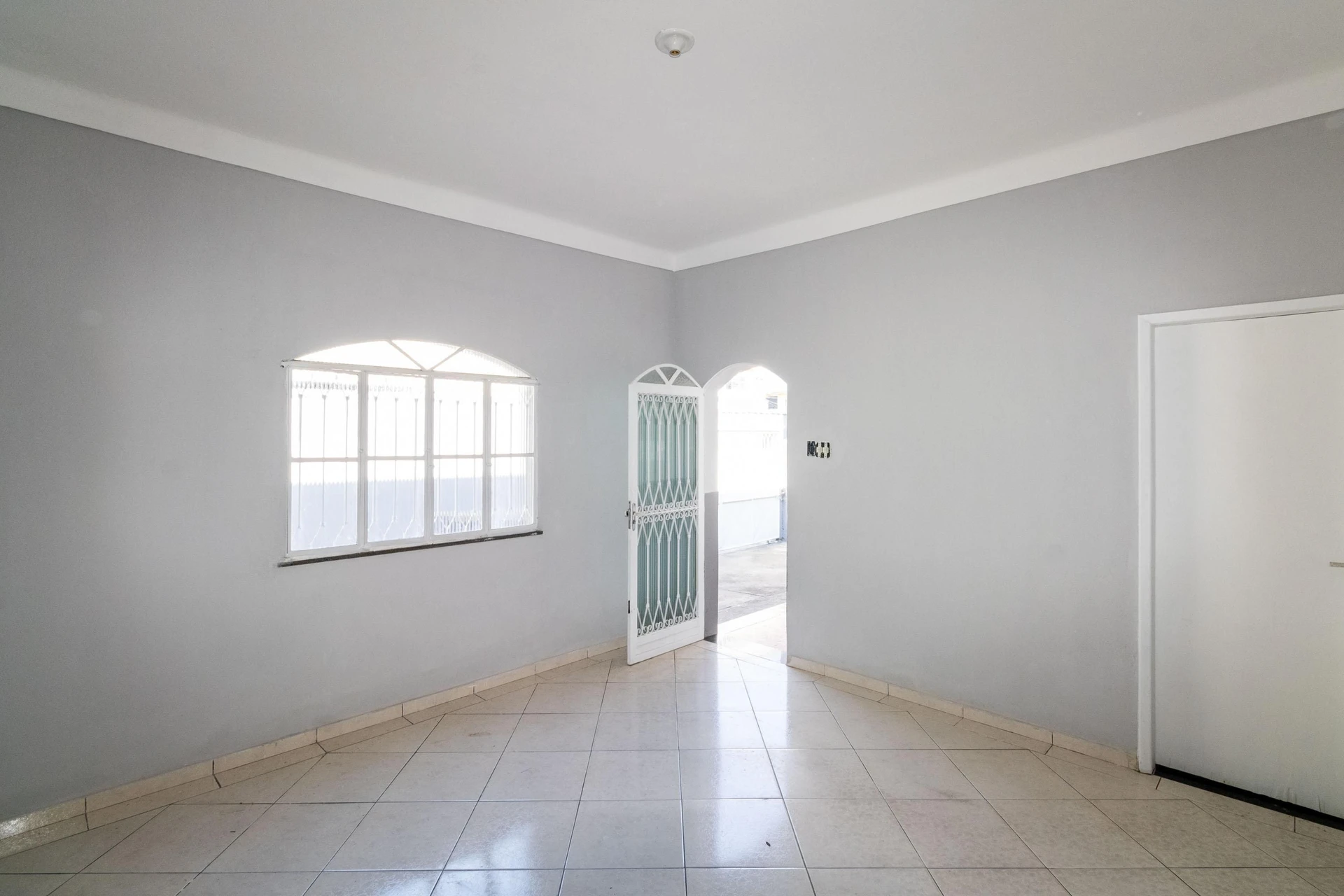 Casa sem mobília com 3 quartos e jardim privativo — photo 9