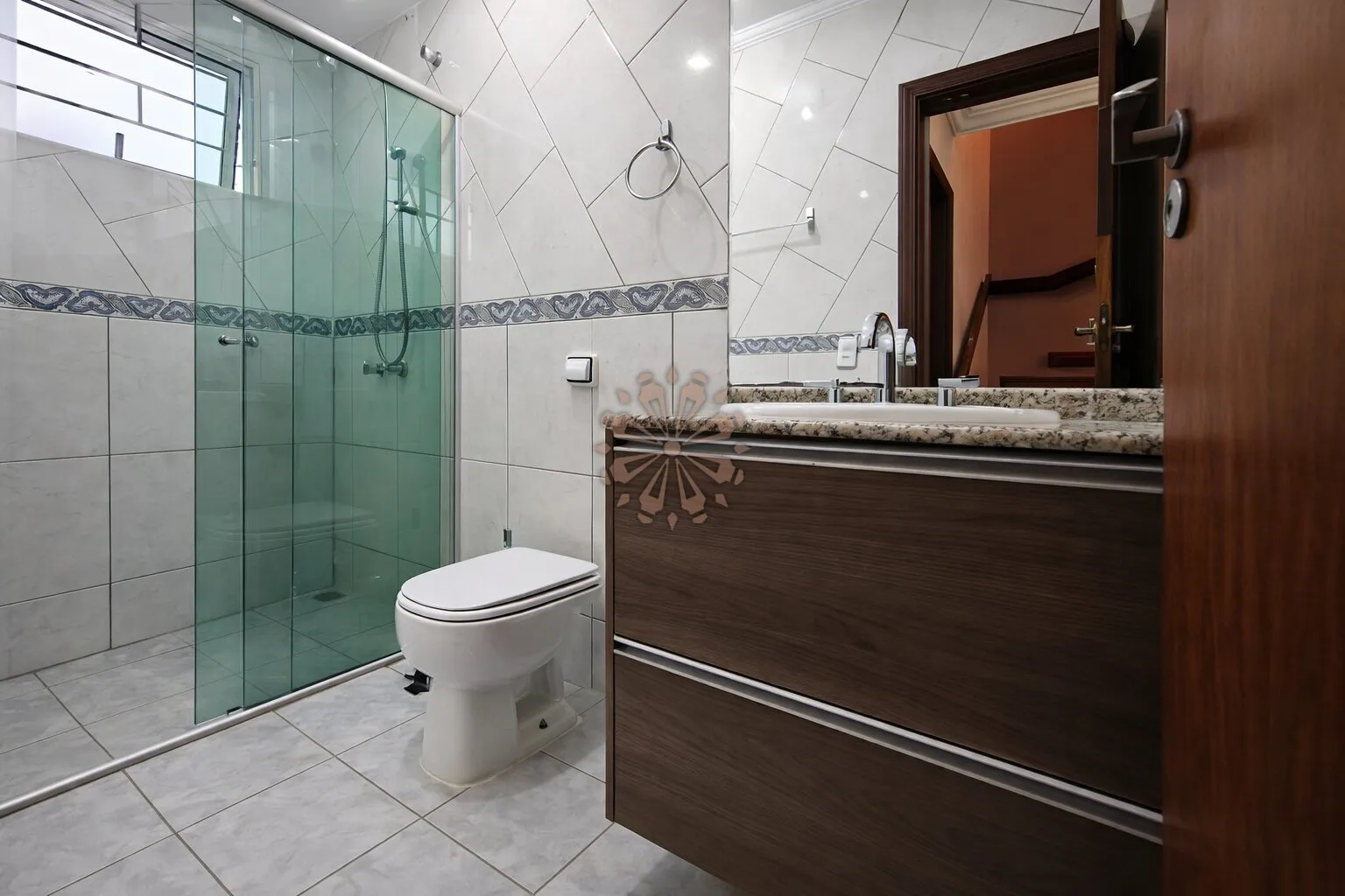 3-bedroom house with a home office in Curitiba — photo 8