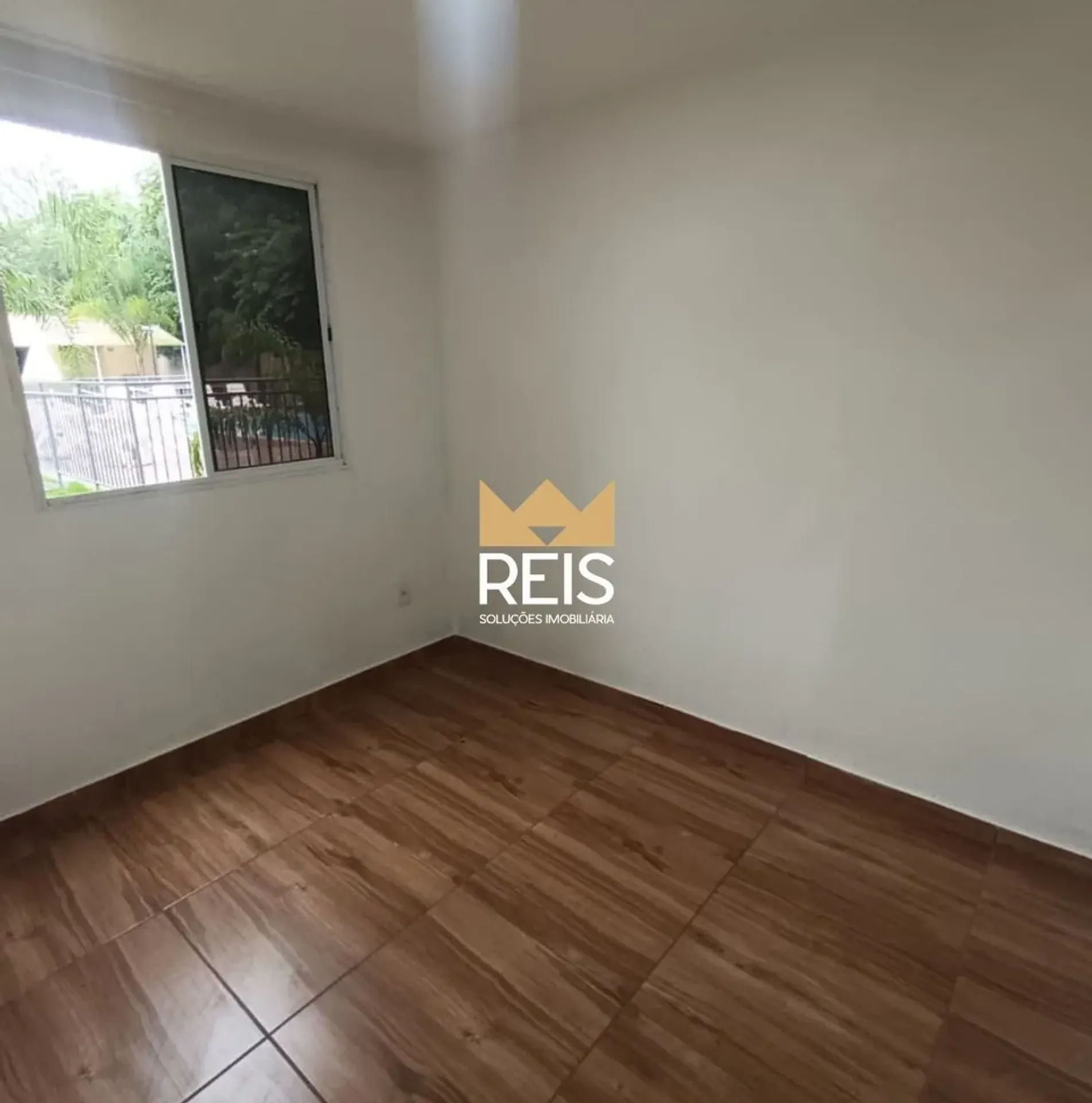 2-bedroom apartment in a building with a pool — photo 5
