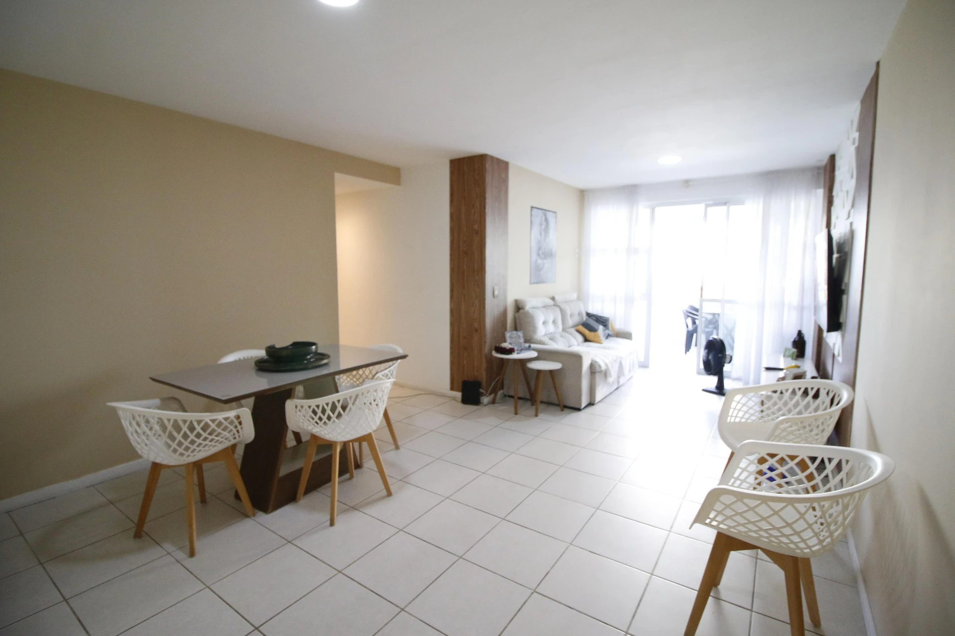 Home office in a 4-bedroom apartment, 114 m²