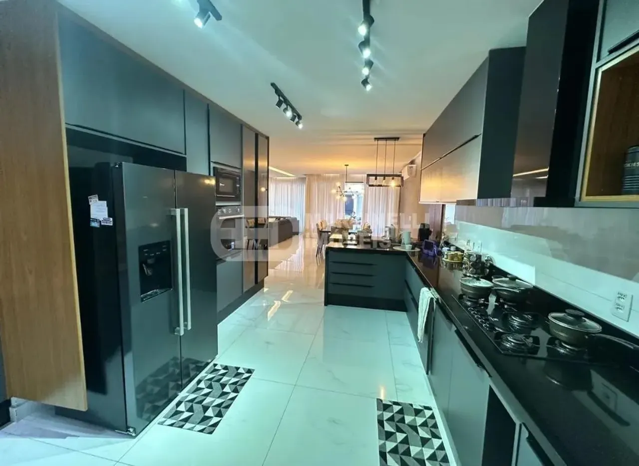 Furnished house with an open kitchen and 5 bedrooms — photo 4