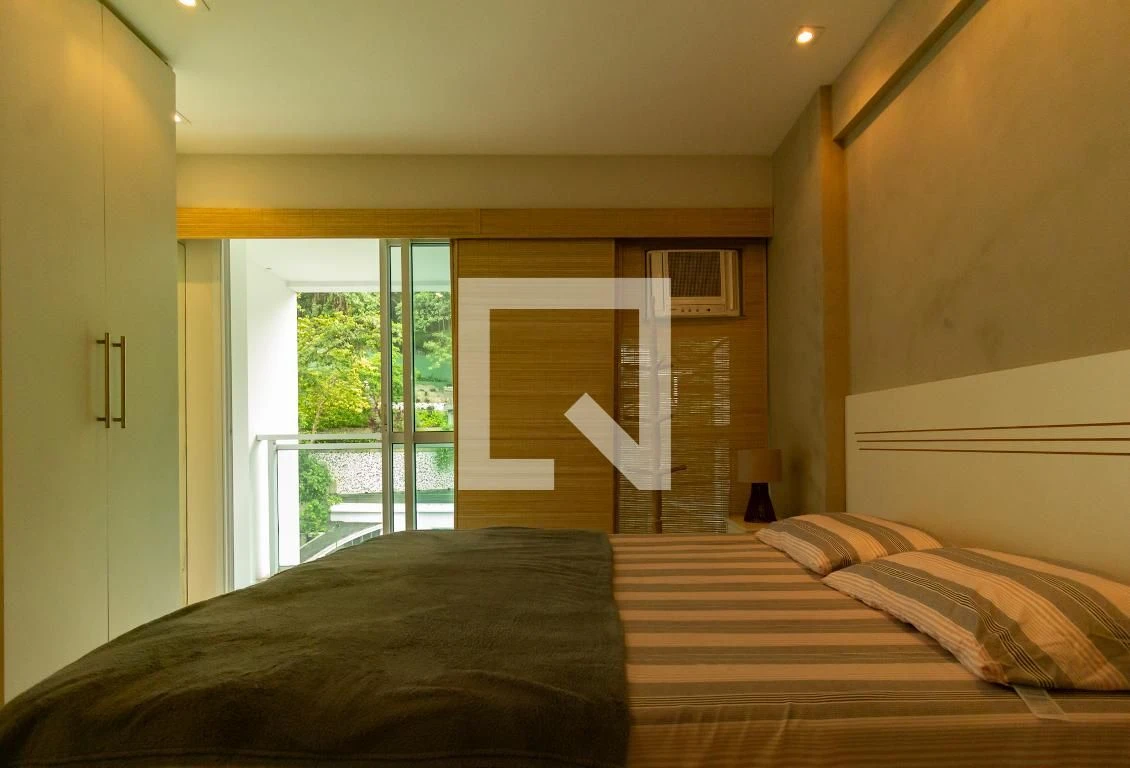Furnished 1-bedroom apartment with a balcony — photo 3