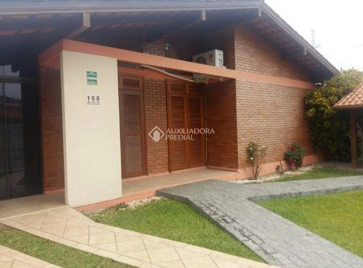 House with 3 bedrooms and a separate kitchen, 175 m² — photo 2