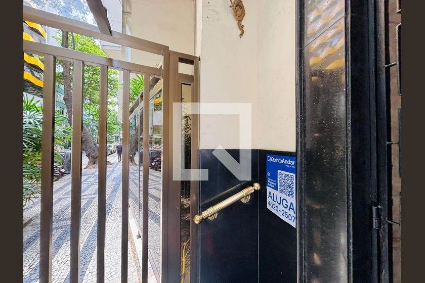 Apartamento mobiliado com 3 quartos e 105 m² — photo 42